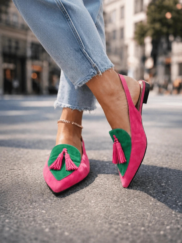 Lorena Sandalias con Tiras y Borlas